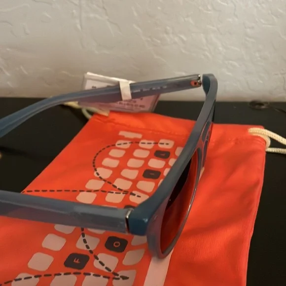 Fossil sunnies 😎 - Picture 2 of 4